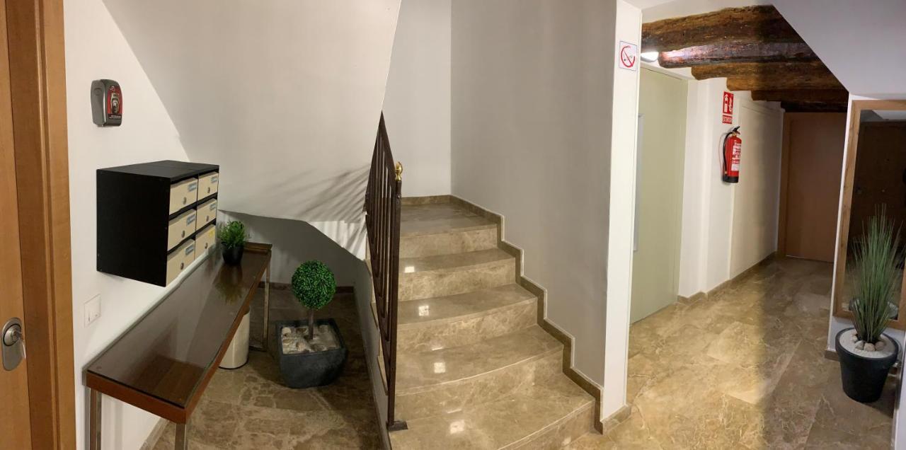 Apartaments Impro Mora d'Ebre Exterior photo